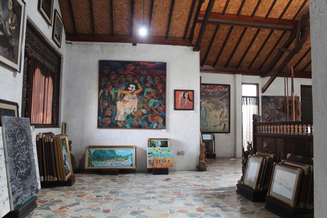 Homestay Posnya Seni Godod Art Gallery&homestay