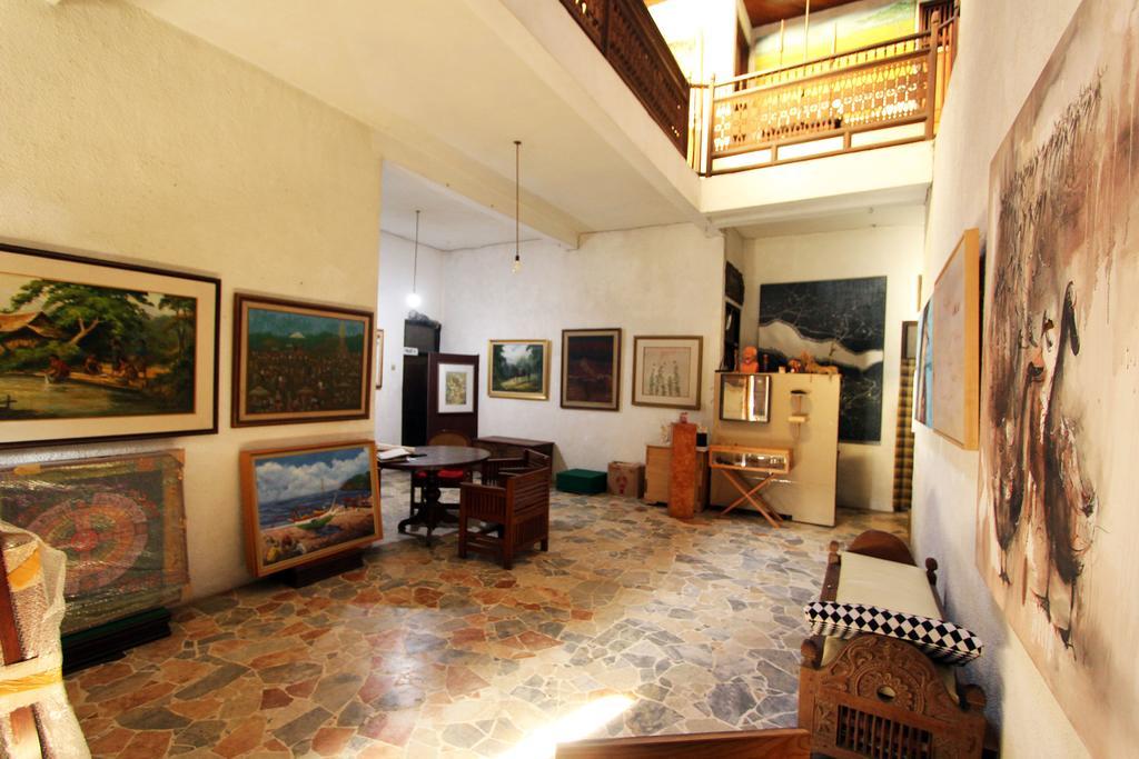 Posnya Seni Godod Art Gallery&homestay *